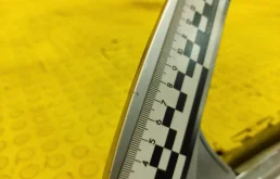 Дверь передняя левая для Mercedes-Benz C class 2001 года на фотографиях