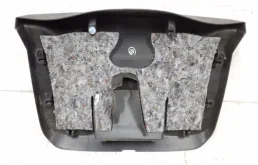 Обшивка двери багажника для Renault Duster на фотографиях