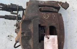 Суппорт передний левый для Audi A6 на фотографиях