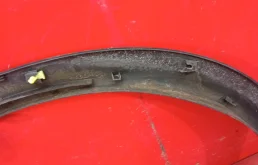 Стекла и зеркала для Nissan Juke 2018 года на фотографиях