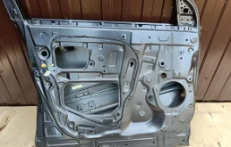 Дверь передняя левая для Toyota RAV4 2018 года на фотографиях