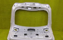 Дверь багажника для Lexus RX 2020 года на фотографиях