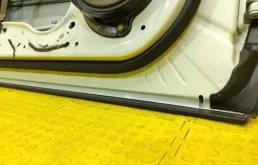 Дверь передняя левая для Mercedes-Benz S class 1999 года на фотографиях