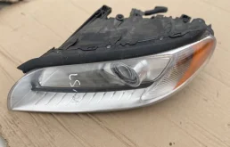 Фара левая для Volvo S80 2014 года на фотографиях