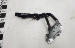 Петля капота левая для BMW X3 2017 года на фотографиях