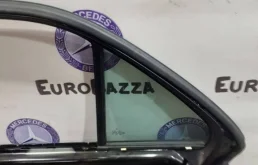 Дверь задняя правая для Mercedes-Benz C class 1996 года на фотографиях