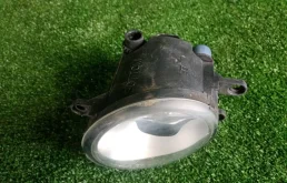 Противотуманка (ПТФ) передняя правая для Lexus RX 2014 года на фотографиях