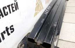 Усилитель переднего бампера для Kia Cerato 2010 года на фотографиях