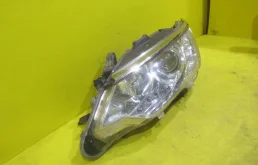 Фара левая для Toyota Camry 2013 года на фотографиях