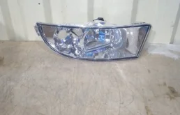 Противотуманка (ПТФ) передняя правая для Skoda Octavia 2010 года на фотографиях