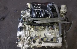 Двигатель без навесного для Toyota Camry 2015 года на фотографиях