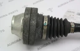 Привод передний левый для Volkswagen Touareg 2005 года на фотографиях