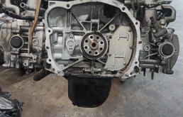 Двигатель для Subaru Legacy 2010 года на фотографиях