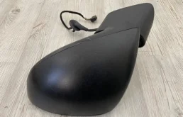 Зеркало боковое левое для Volkswagen Touareg 2013 года на фотографиях