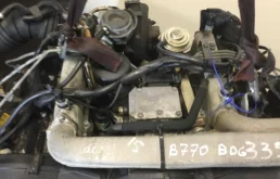 Двигатель для Audi A6 2001 года на фотографиях