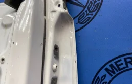 Дверь задняя левая для Mercedes-Benz M class 2000 года на фотографиях