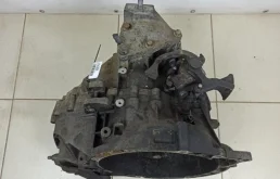 МКПП для Ford Galaxy 2009 года на фотографиях