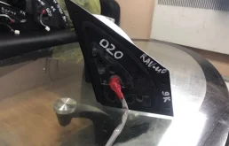 Стекла и зеркала для Toyota RAV4 2015 года на фотографиях