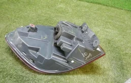 Фонарь правый для BMW X3 2018 года на фотографиях