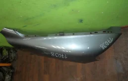 Крыло правое для Volkswagen Touareg 2002 года на фотографиях