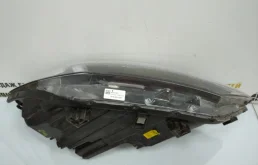 Фара правая для Hyundai Tucson 2021 года на фотографиях