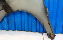 Стекла и зеркала для Volkswagen Jetta 2005 года на фотографиях