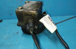 Насос ГУР для Ford Focus 2005 года на фотографиях