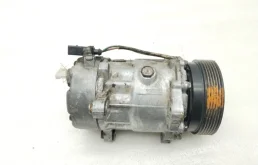 Компрессор кондиционера для Skoda Octavia 1999 года на фотографиях