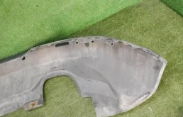 Накладка заднего бампера для Volkswagen Tiguan 2008 года на фотографиях