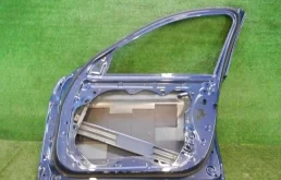 Дверь передняя правая для BMW 5er 2018 года на фотографиях