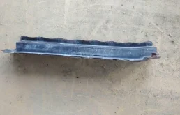 Подрамник двигателя для Toyota RAV4 2008 года на фотографиях