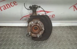 Кулак поворотный левый для Nissan Qashqai 2017 года на фотографиях