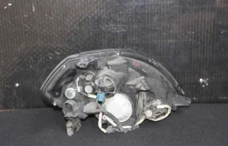 Фары для Nissan Teana 2006 года на фотографиях