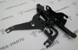 Петля капота левая для BMW X5 на фотографиях