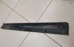 Накладка двери багажника для BMW X3 2014 года на фотографиях