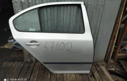 Дверь задняя правая для Skoda Octavia 2012 года на фотографиях