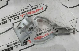 Петля капота правая для Nissan X-Trail на фотографиях