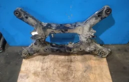 Задняя балка для Nissan Murano 2015 года на фотографиях