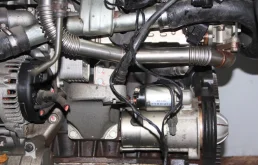 Двигатель без навесного для SsangYong Rexton 2016 года на фотографиях