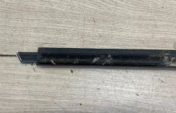 Молдинг двери задний левый для Volkswagen Touareg 2017 года на фотографиях