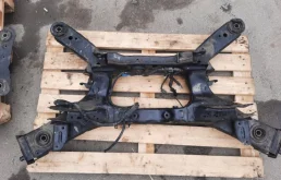 Задняя балка для Nissan Teana 2011 года на фотографиях