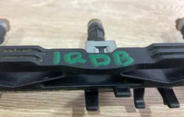 Топливная рампа для Ford Focus 2012 года на фотографиях