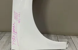 Крылья для Volkswagen Passat 2005 года на фотографиях