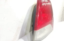 Фонарь внутренний правый для Toyota Land Cruiser 2014 года на фотографиях