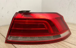 Фонарь внешний правый для Volkswagen Passat 2017 года на фотографиях