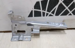 Петля капота левая для Hyundai ix35 на фотографиях