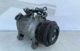 Компрессор кондиционера для BMW 3er 2012 года на фотографиях