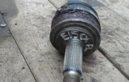 Привод передний левый для Toyota Corolla 2006 года на фотографиях