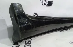 Накладка порога левая для Toyota Land Cruiser 2008 года на фотографиях