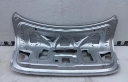 Крышка багажника для Nissan Almera 2018 года на фотографиях